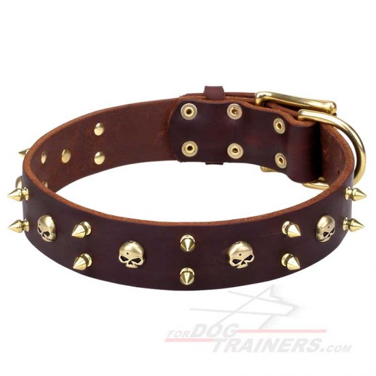New Dog Collars Collection Designer Leather Dog Collar with Skulls and Spikes
